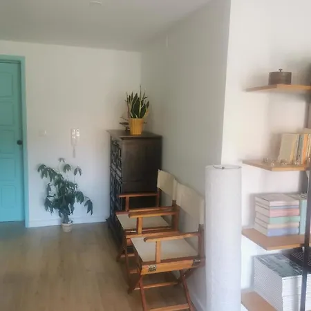 Cool & Cozy Flat